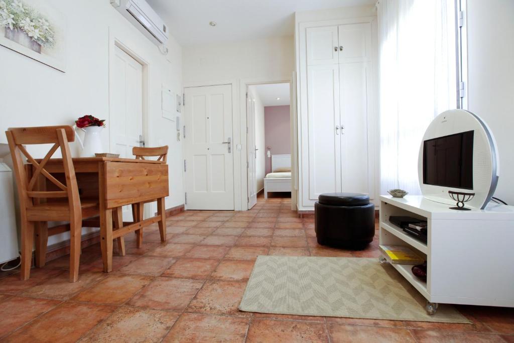 Apartamento Tirso De Molina Madryt Pokój zdjęcie