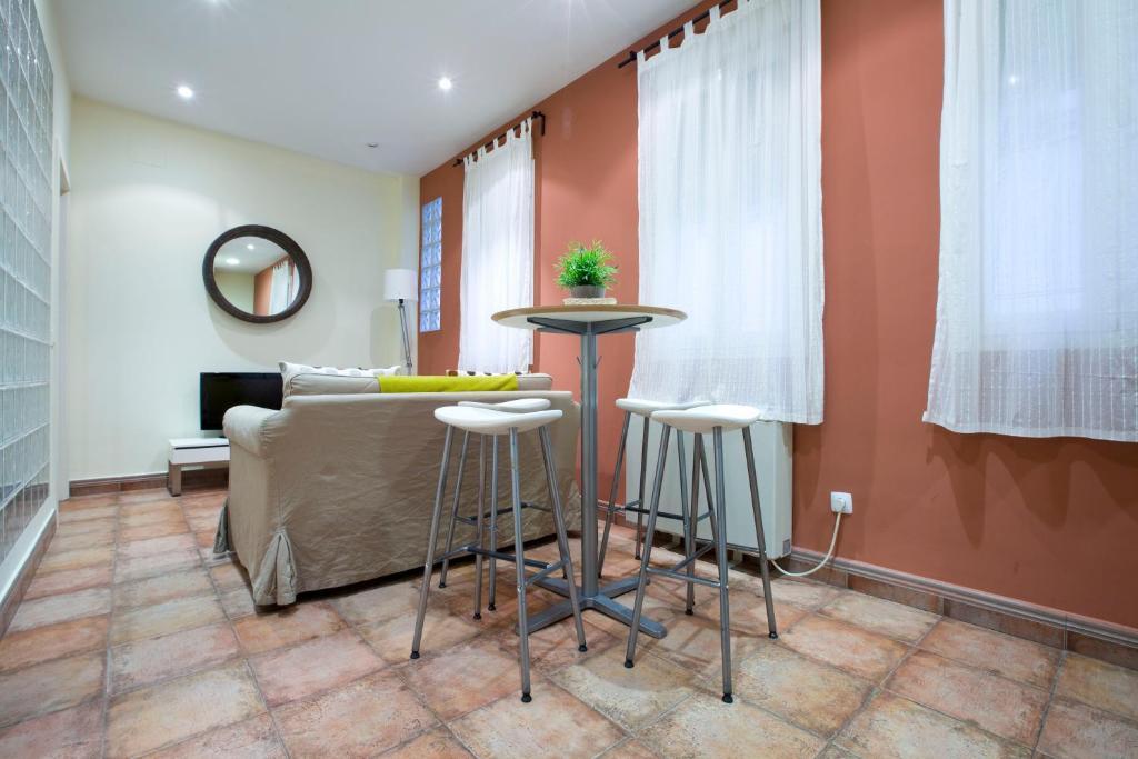 Apartamento Tirso De Molina Madryt Zewnętrze zdjęcie